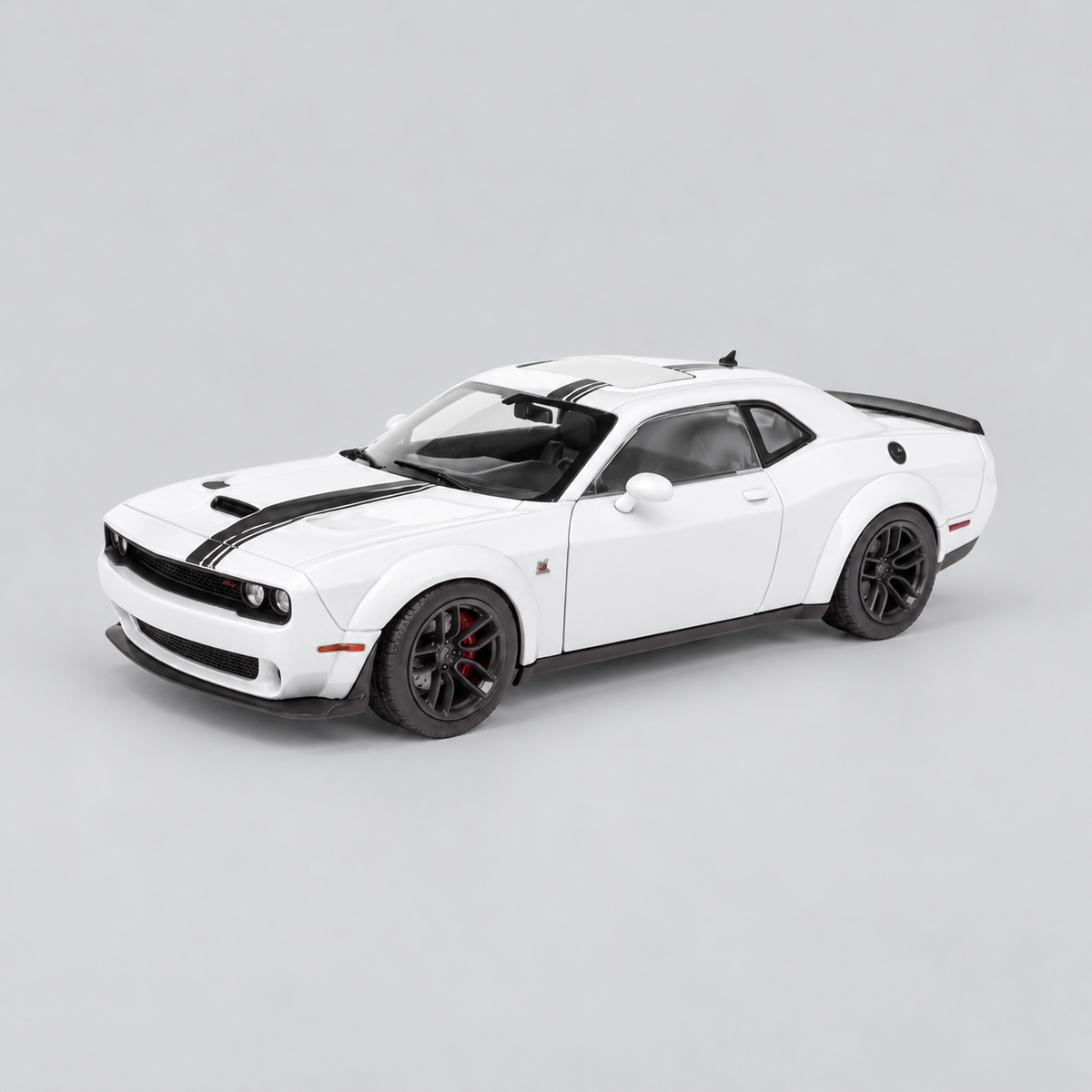 1:18 Dodge Challenger SRT Hellcat